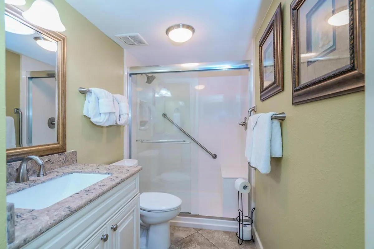 Shoreline Towers Unit 1043 Destin 0*,