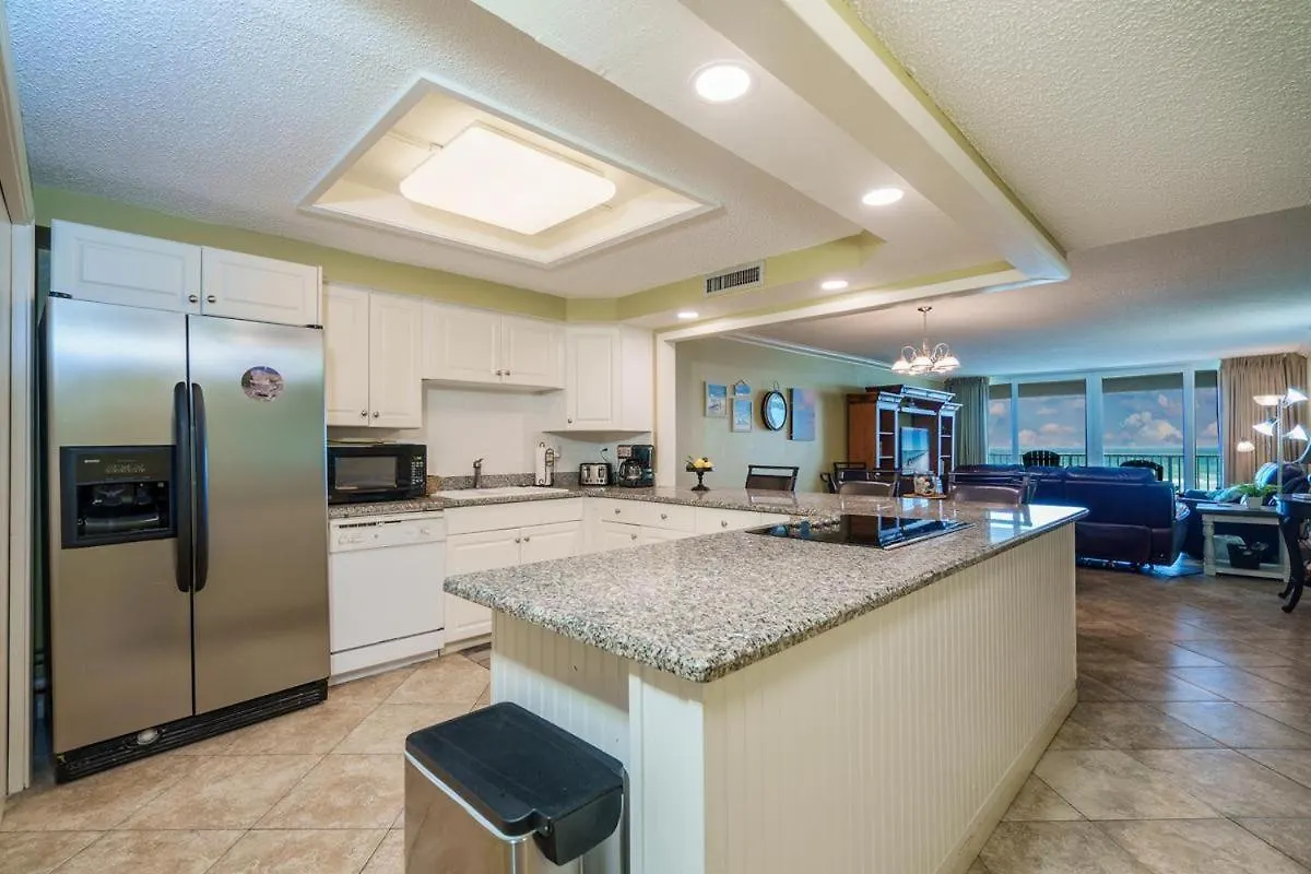 Shoreline Towers Unit 1043 Destin